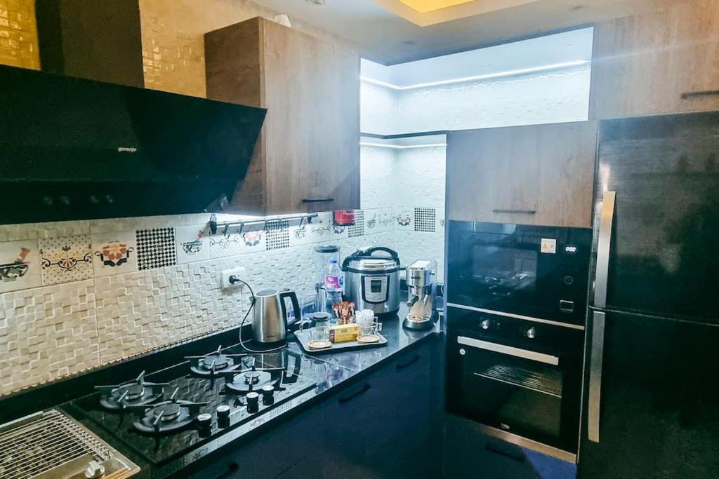 Luxury Vip Apartment Кайро Екстериор снимка