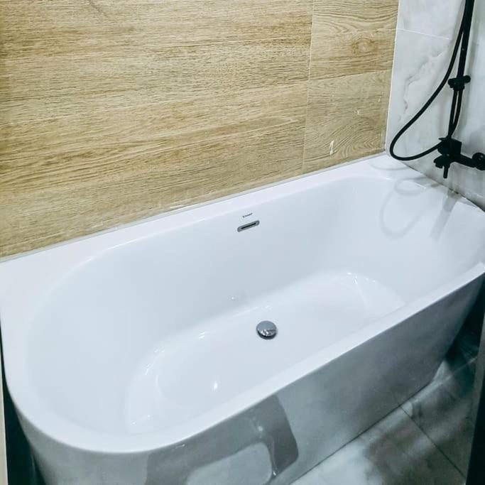 Luxury Vip Apartment Кайро Екстериор снимка